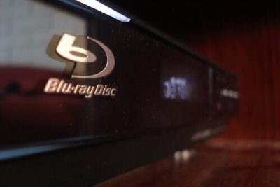 El BluRay ha sido durante años el último refugio de los coleccionistas "físicos". Ahora la industria lo está estrangulando