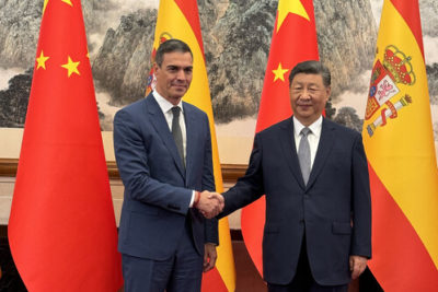 Pedro Sánchez ha elogiado la calidad de los coches eléctricos chinos. Los cerdos tienen mucho que ver