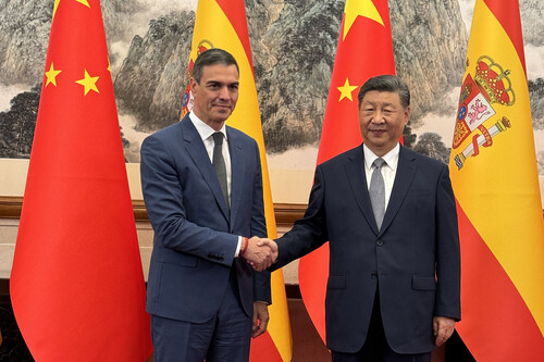 Pedro Sánchez ha elogiado la calidad de los coches eléctricos chinos. Los cerdos tienen mucho que ver