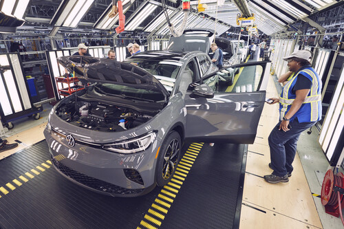 Estados Unidos también tenía un plan para saltar al coche eléctrico. Está dispuesto a desmantelarlo y apostarlo todo a la gasolina